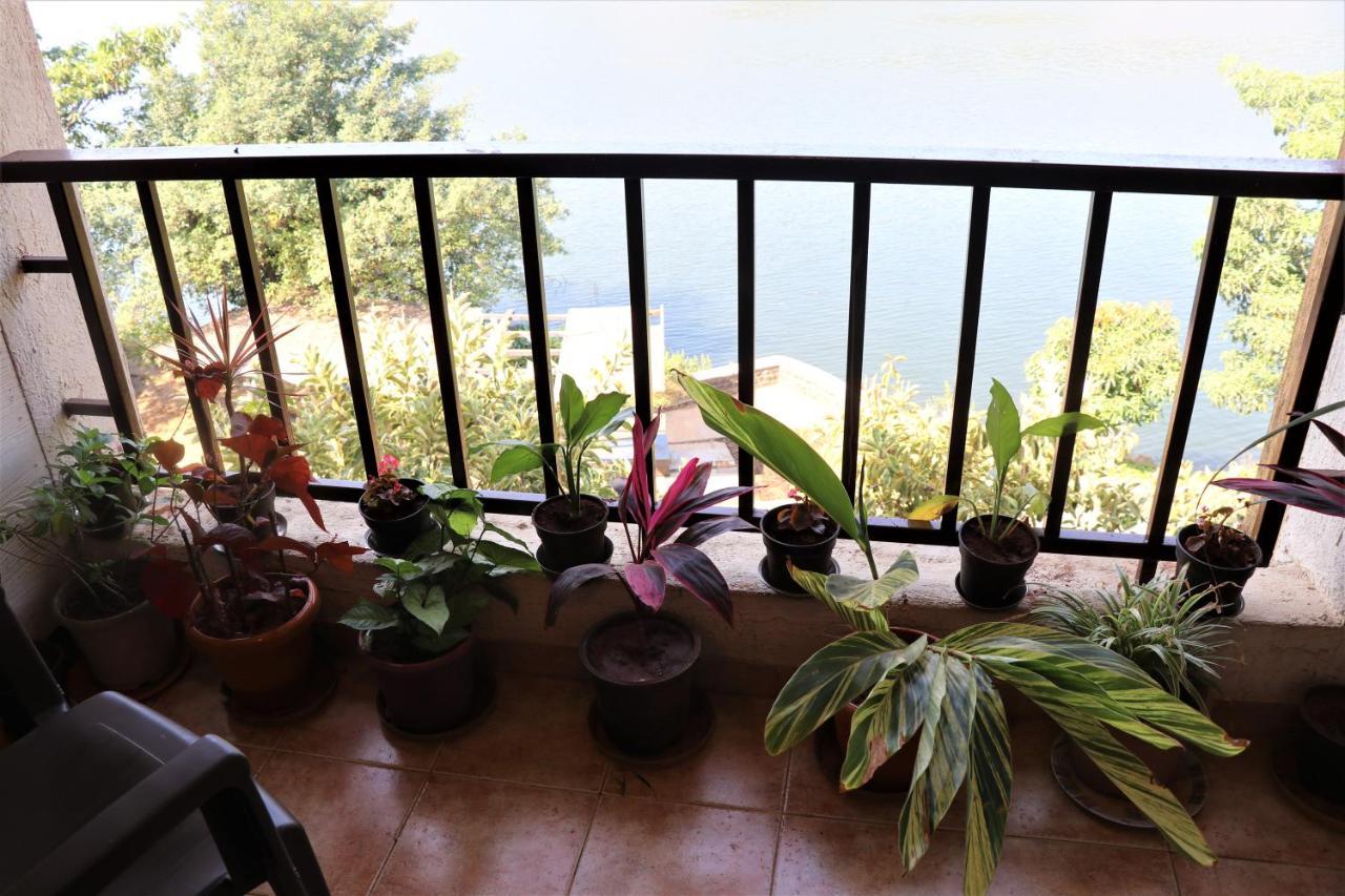 Portofino Lägenhet Lavasa Exteriör bild